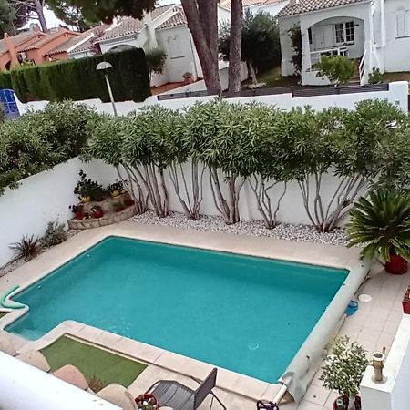 Bed and Breakfast El Mon Ля Эскала Экстерьер фото